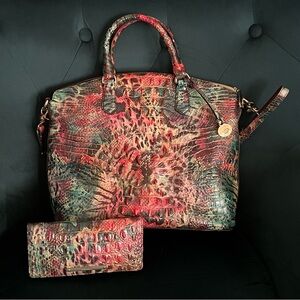 Pre-Loved BRAHMIN, “Shapeshifter” Large Duxbury Satchel Bag and Ady Wallet